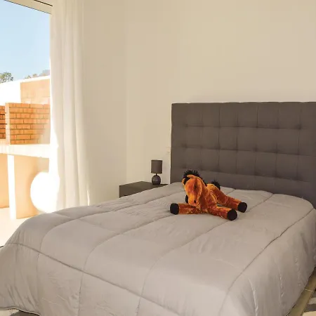 Сasa de vacaciones Two-bedroom Holiday In Figari *