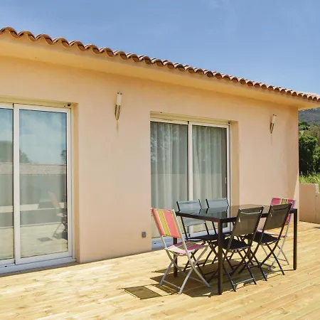 Two-bedroom Holiday In Figari